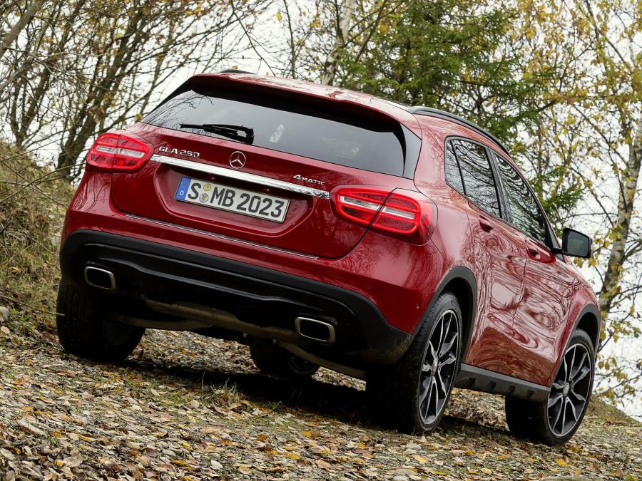 Mercedes-Benz GLA250 4Matic 2014 года  (фото 13 из 60)